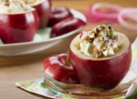 Manzana Rellena de Ensalada Waldrof