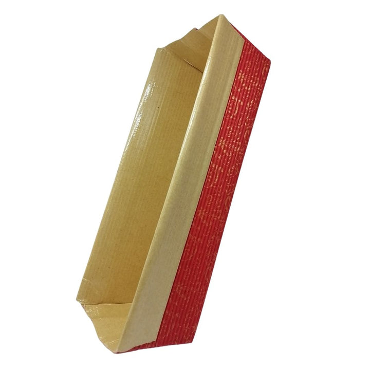 molde-para-panques-rojo-con-detalles-en-dorado